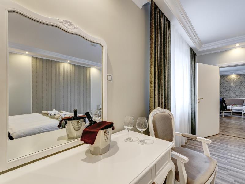 Boutique Hotel Diama Mratín Extérieur photo